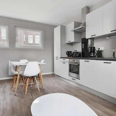 Modern And Bright Flat In Marcq-en-baroeul At The Doors Of Lille - Welkeys アパート