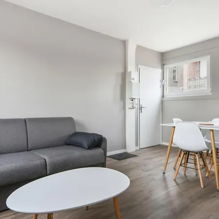 Modern And Bright Flat In Marcq-en-baroeul At The Doors Of Lille - Welkeys * マルク・アン・バルール